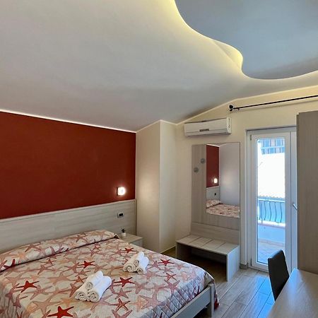 B&B Galatea Santa Domenica  Eksteriør billede